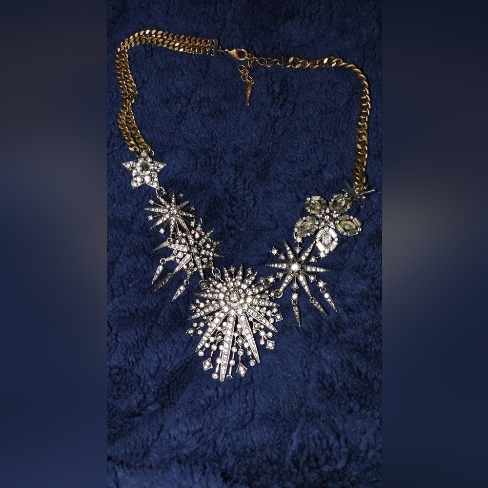Beautiful Starburst Statement Necklace